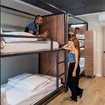 Som Hostel